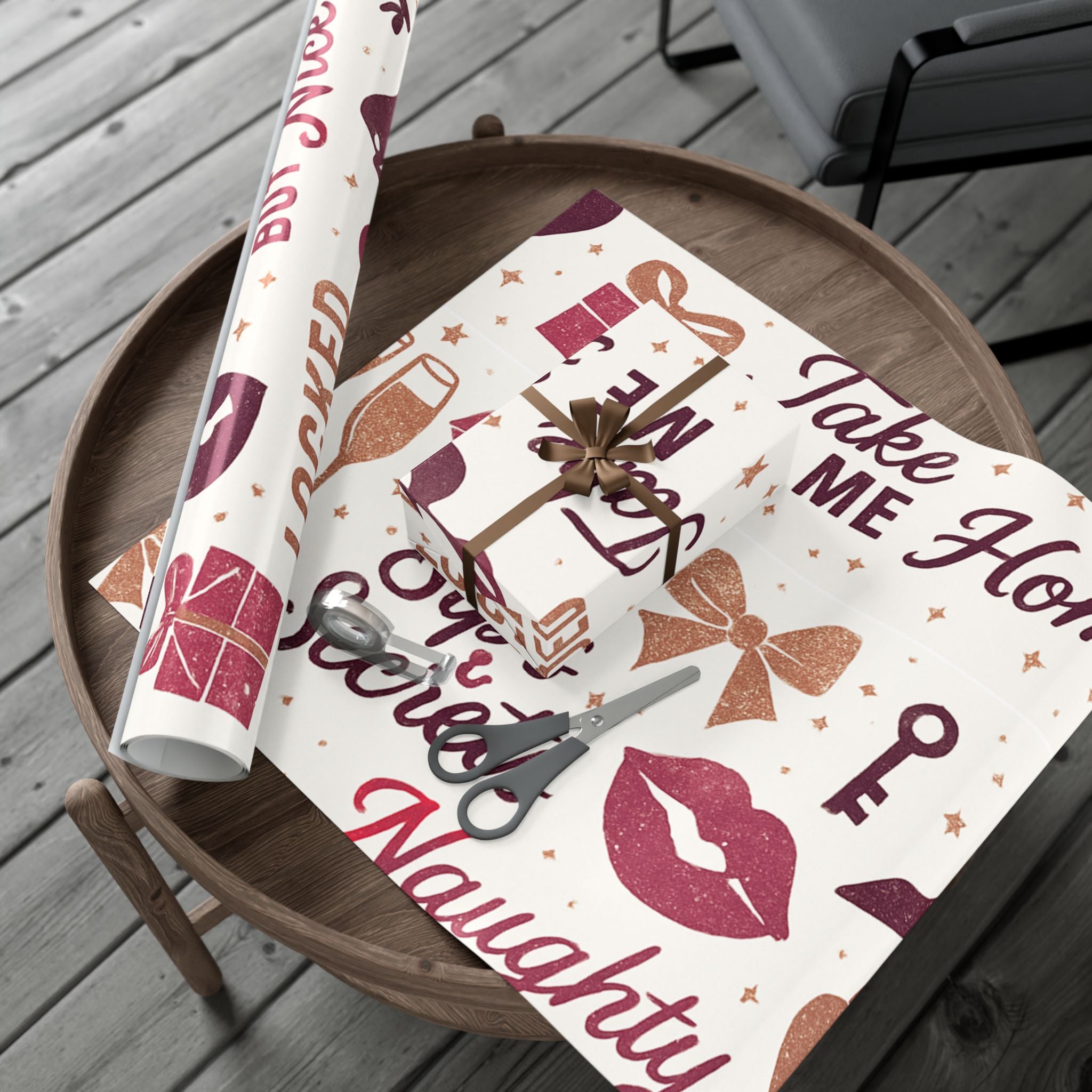 Festive Lips & Heels Holiday Wrapping - 29" x 144"