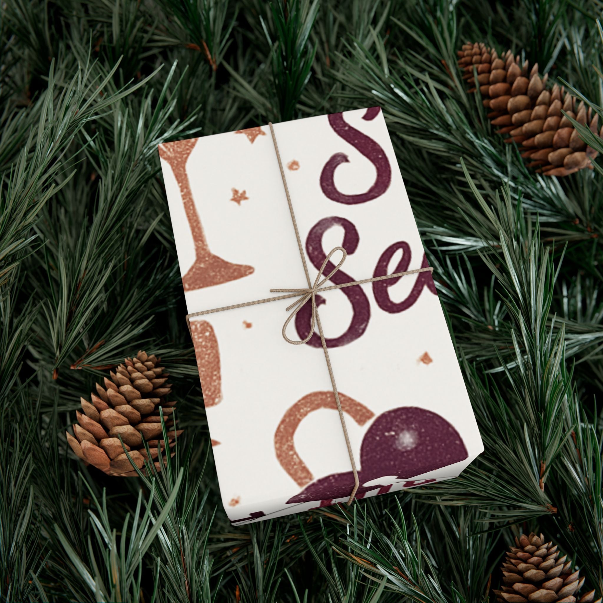 Festive Lips & Heels Holiday Wrapping - 29" x 144"