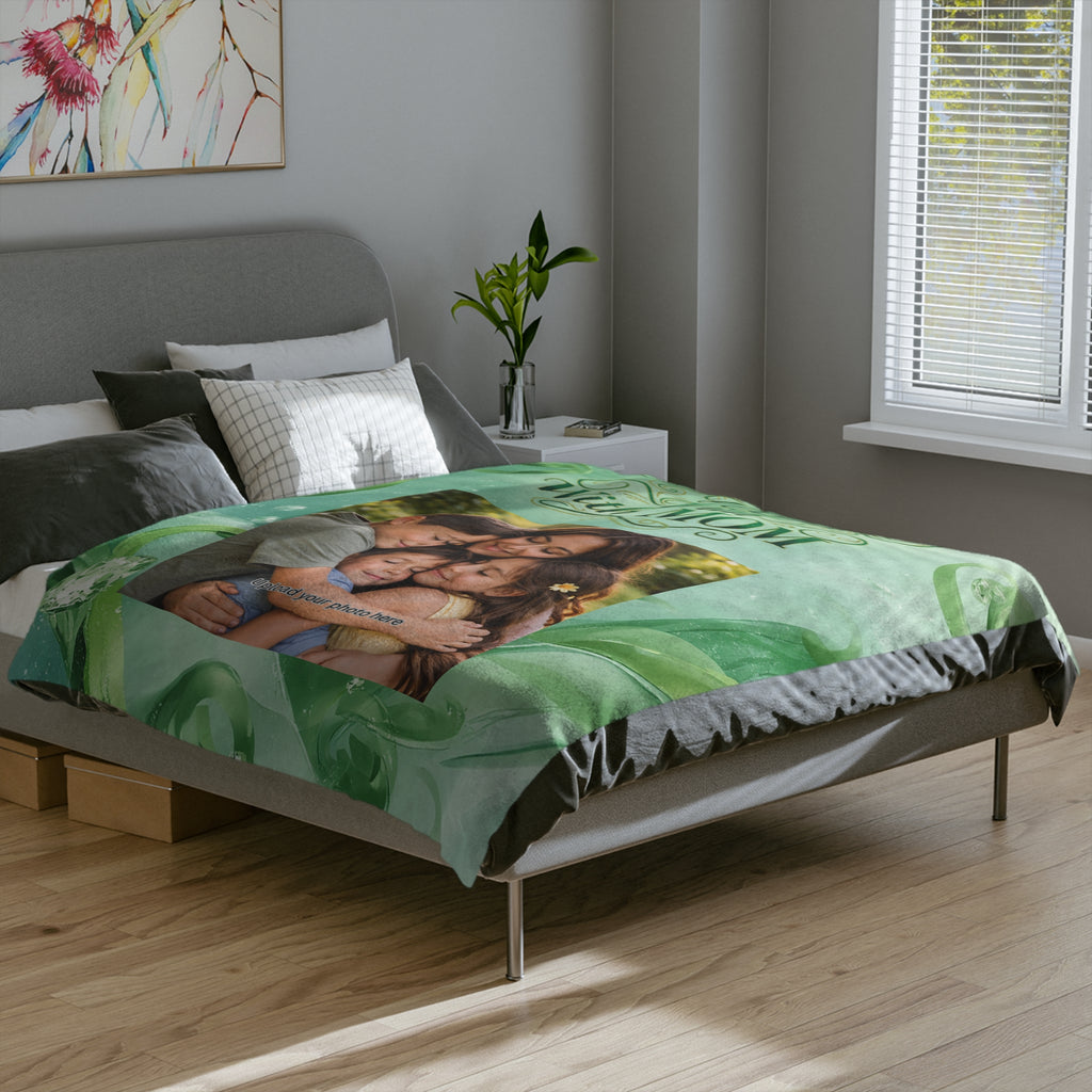 Personalized 'Warmth Begins With Mom' Photo Blanket — Custom Green Family Throw